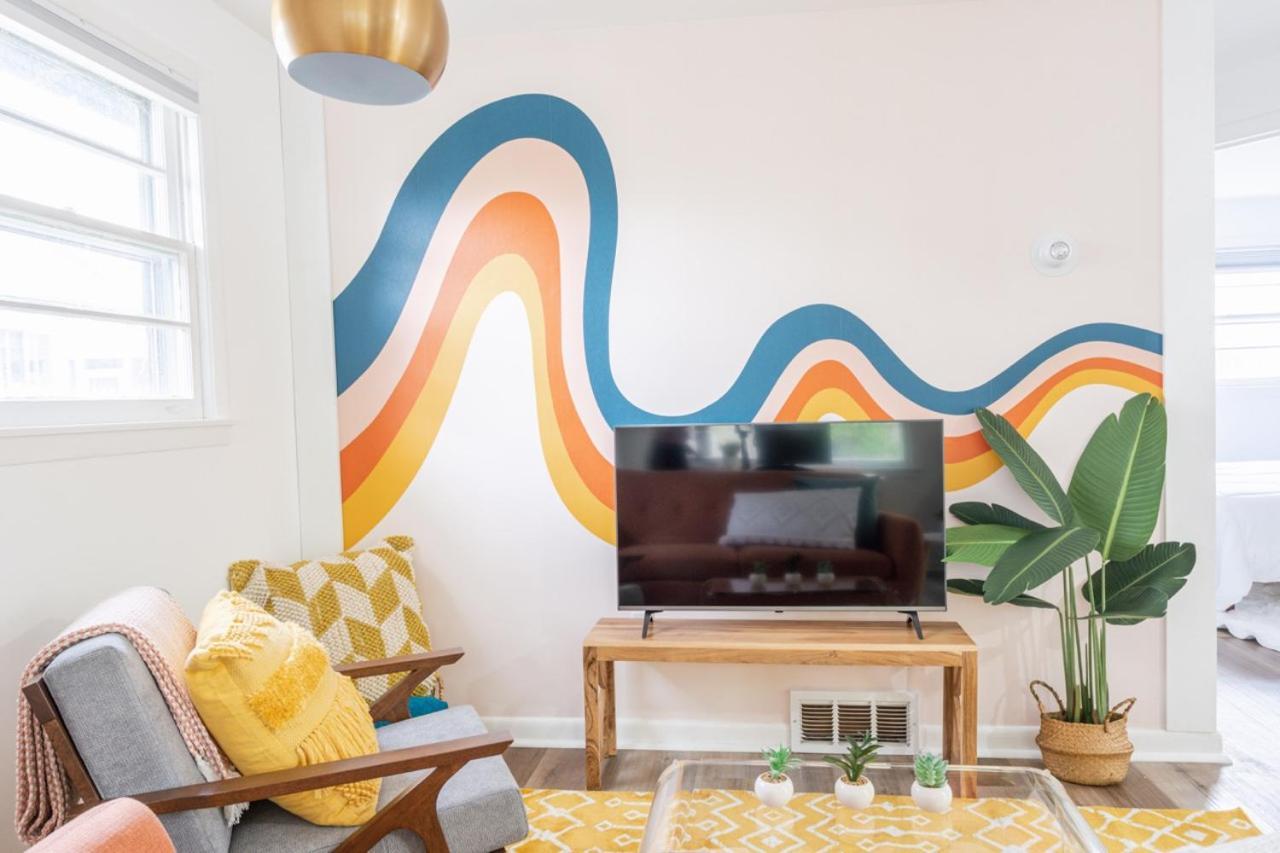 Retro Retreat Renovated 2Br, Desk, No Chore List! Kingston Bagian luar foto